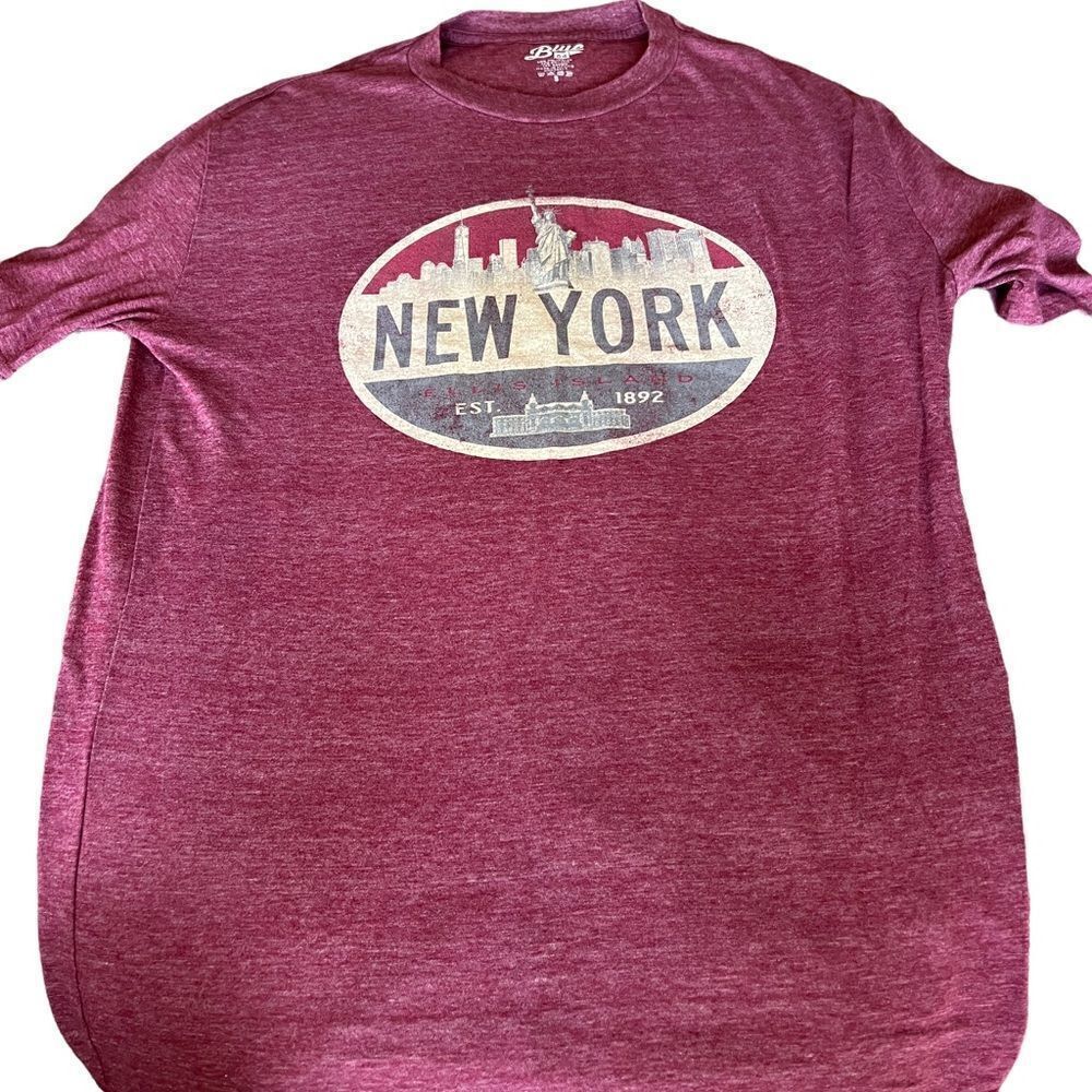 Blue 84 Maroon Crew Neck Short Sleeved New York Print T-Shirt women’s size small